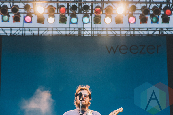 File:Weezer concert 09-20-2015 a.jpg