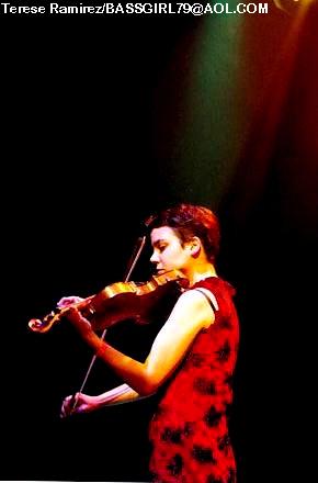 File:Mykelcarli08151997 V-pet.jpg