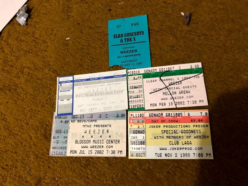 File:Weezer tickets Weezerpedia discord 5-2022.jpg
