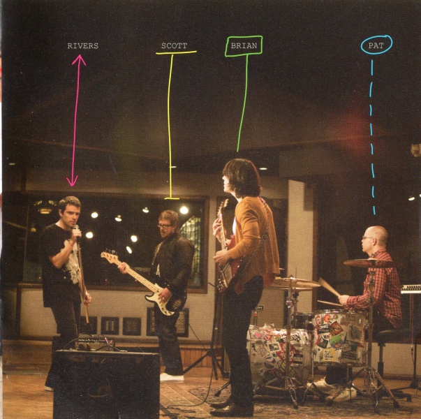 File:RaditudeUSdeluxebooklet14.jpg