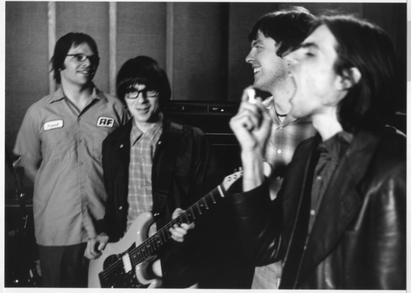 File:Weezer 2001promotionalphoto.jpg