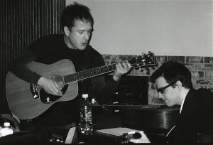 Rivers Cuomo, Matt Sharp - rehearsal 2004.jpg