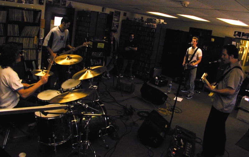 File:Fliptop3.jpg