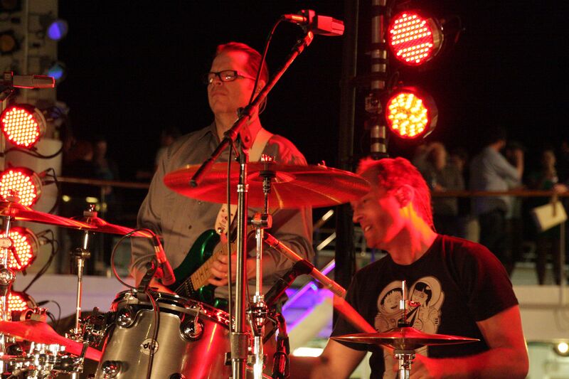 File:Lido deck IMG 5653 copy.jpg