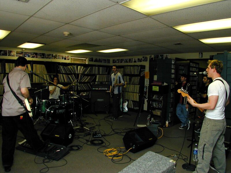 File:Fliptop 031100 Fliptop1.jpg