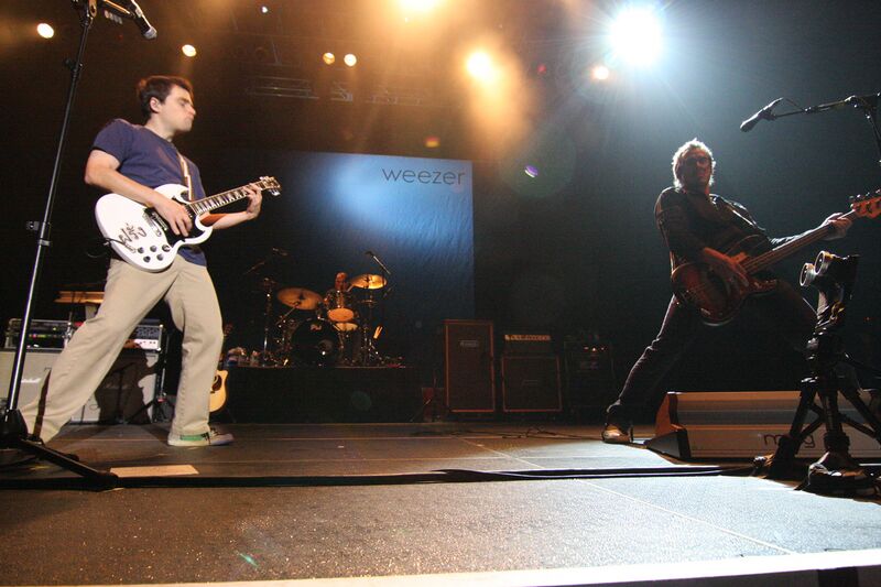 File:Karlscorner-20110819-q.jpg