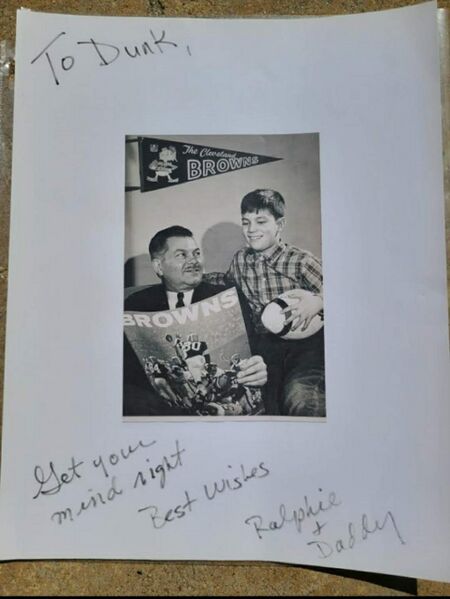 File:Get your mind right Anthony and Michael photo note.jpg