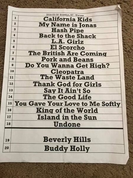 File:Setlist 2016-03-30.jpg