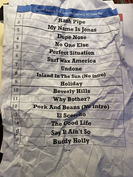 File:Setlist-London-2025-06-29.jpg