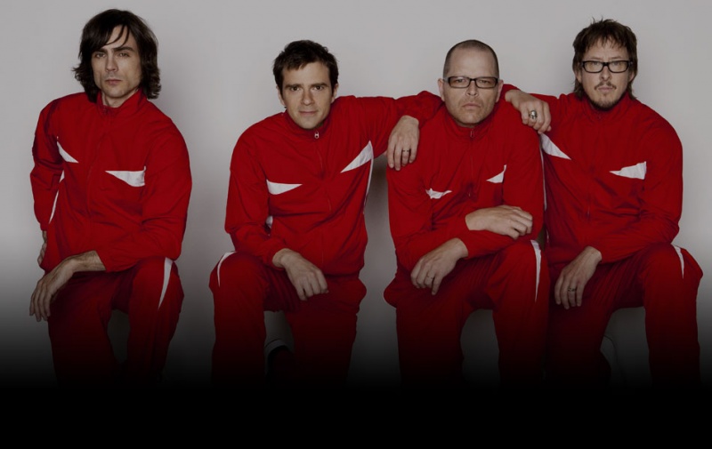 File:Weezerredsuits.jpg